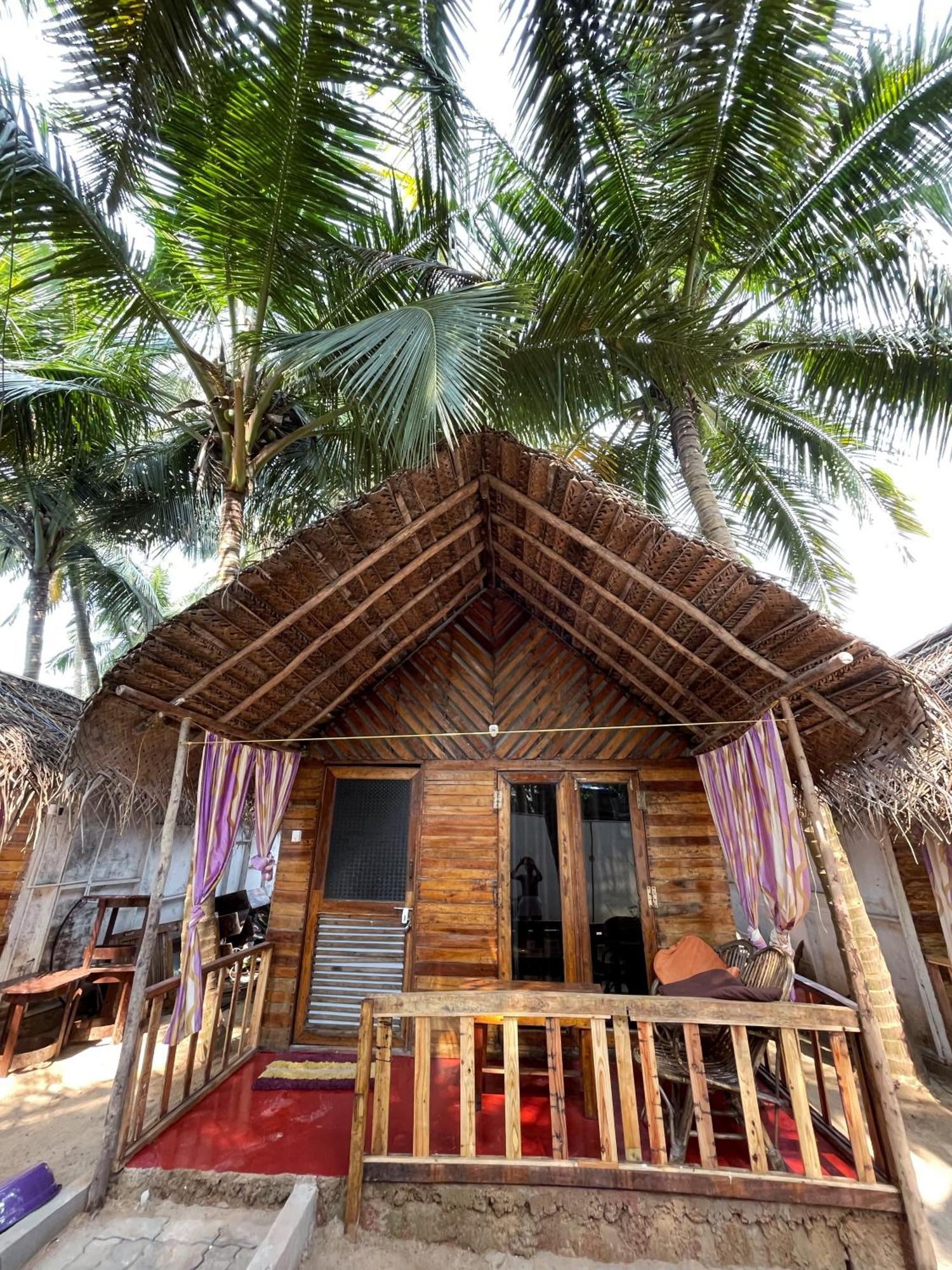 Ducknchill-Agonda Hotel Exterior photo
