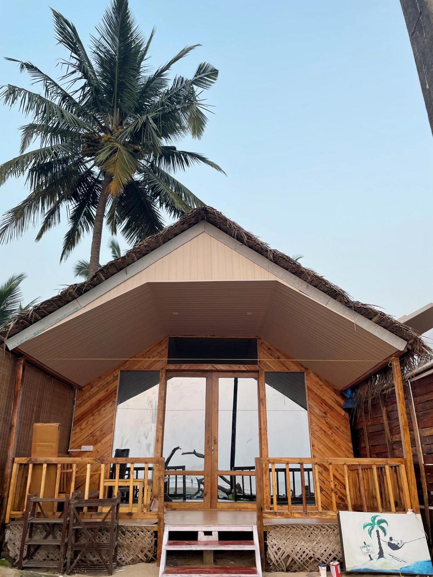 Ducknchill-Agonda Hotel Exterior photo