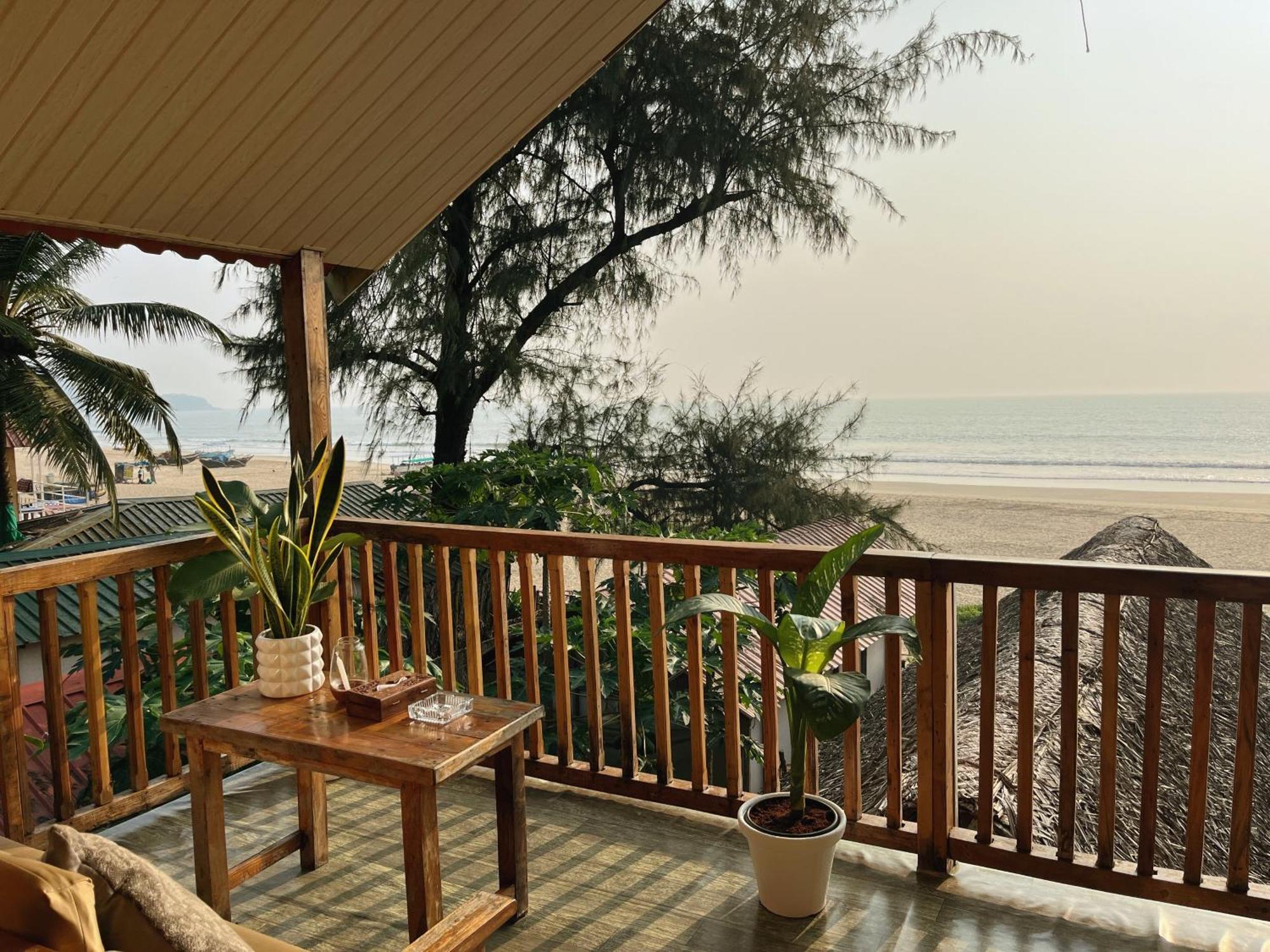 Ducknchill-Agonda Hotel Exterior photo